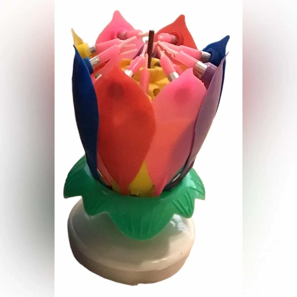 💙❤️ Birthday Candles Children’s Creative Rotating Flower Singing